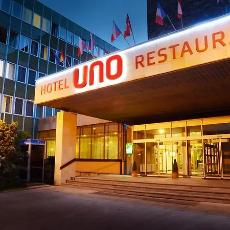 호텔 Uno 3*