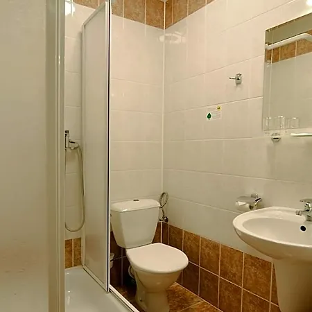 Hotel Uno 3*