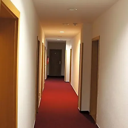 Uno Hotel