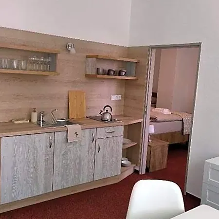 Uno Hotel 3*