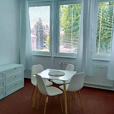 Hotel Uno 3*