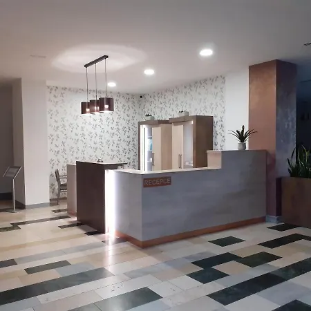 Uno Hotel