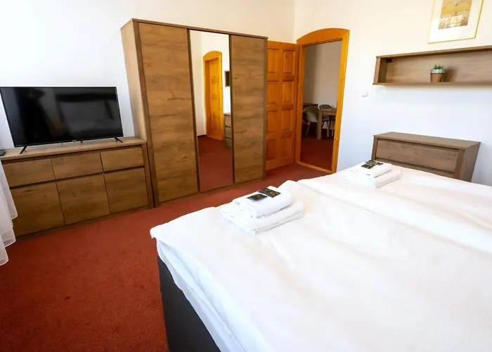 Uno Hotel 3*
