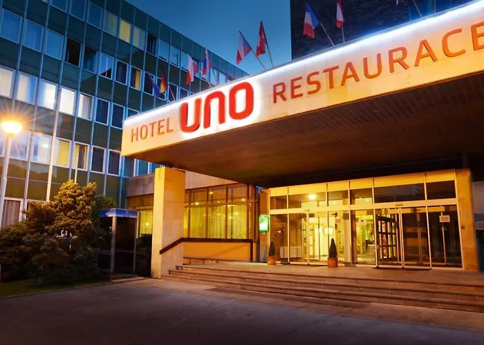 Hotel Uno 3*